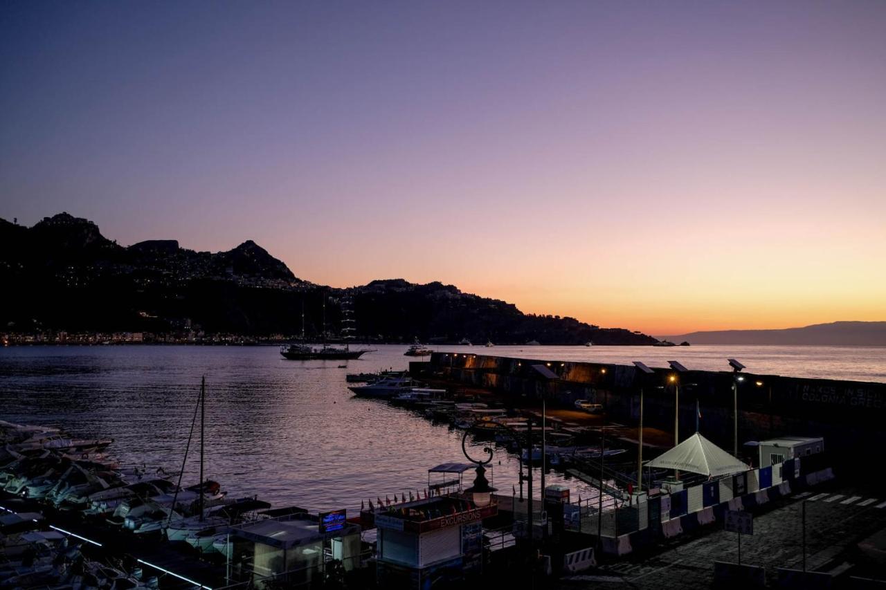 La Sirena Rooms Giardini-Naxos Exterior foto